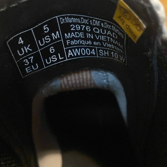 NWT/NWOB Dr. Martens 2976 Chelsea Quad White Platform Boots in US 6 - Picture 13 of 13